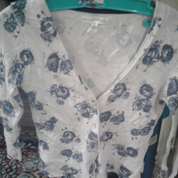 American eagle sweater small - Picture 3 of 4